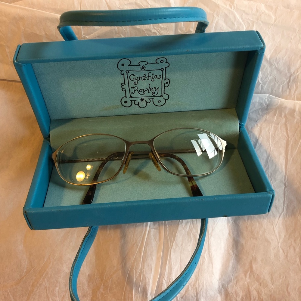 Cynthia Rowley Glasses with Case